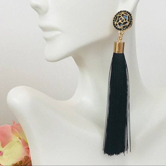 Jewelry - Black/Gold Tassel Earrings